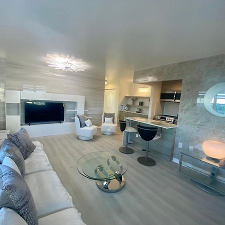 Panoramic Luxurious Waterfront One Bedroom Apartment With Miami Skyline View Free Parking 5Min Drive To Miami Beach Ngoại thất bức ảnh
