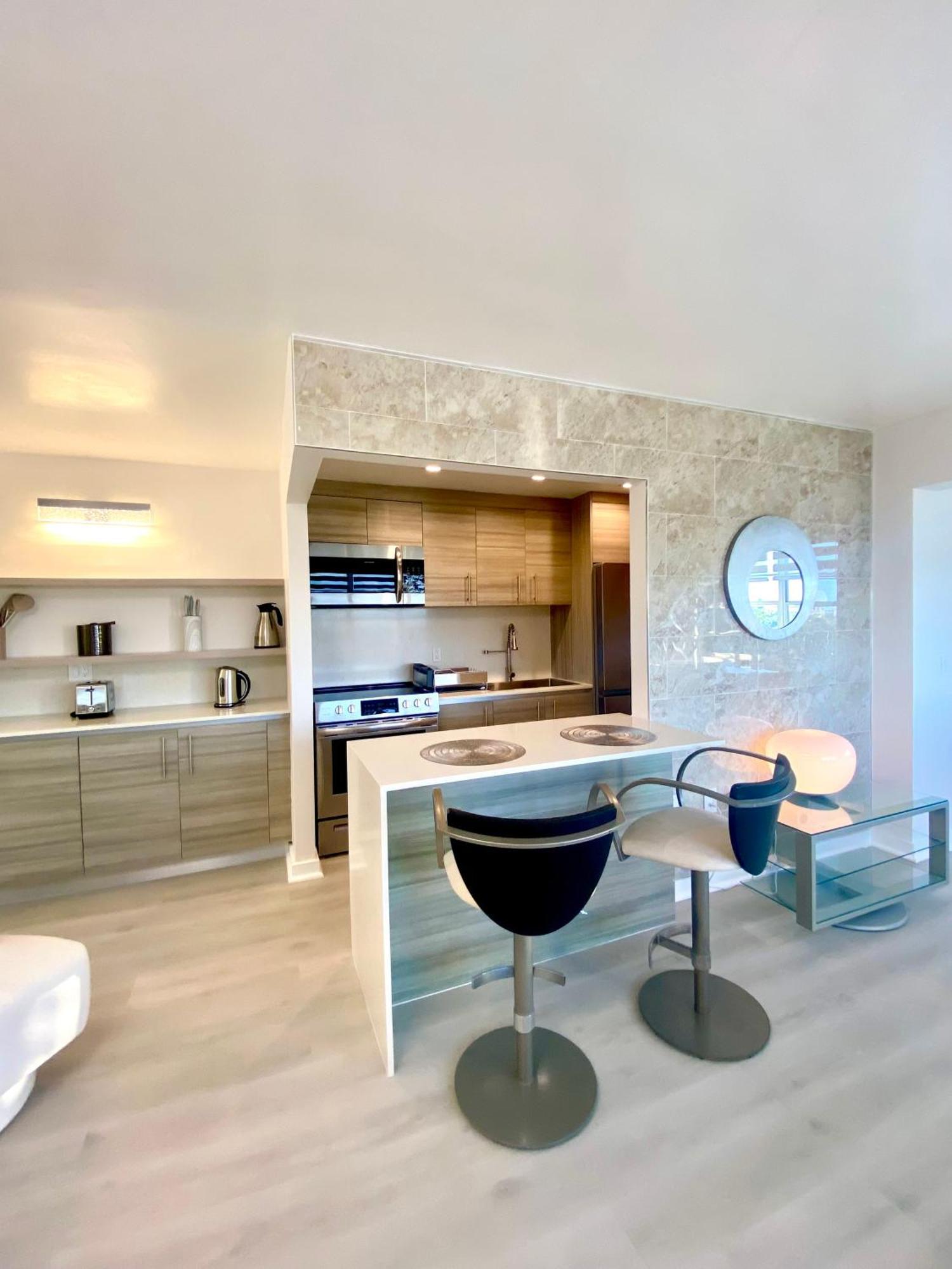 Panoramic Luxurious Waterfront One Bedroom Apartment With Miami Skyline View Free Parking 5Min Drive To Miami Beach Ngoại thất bức ảnh