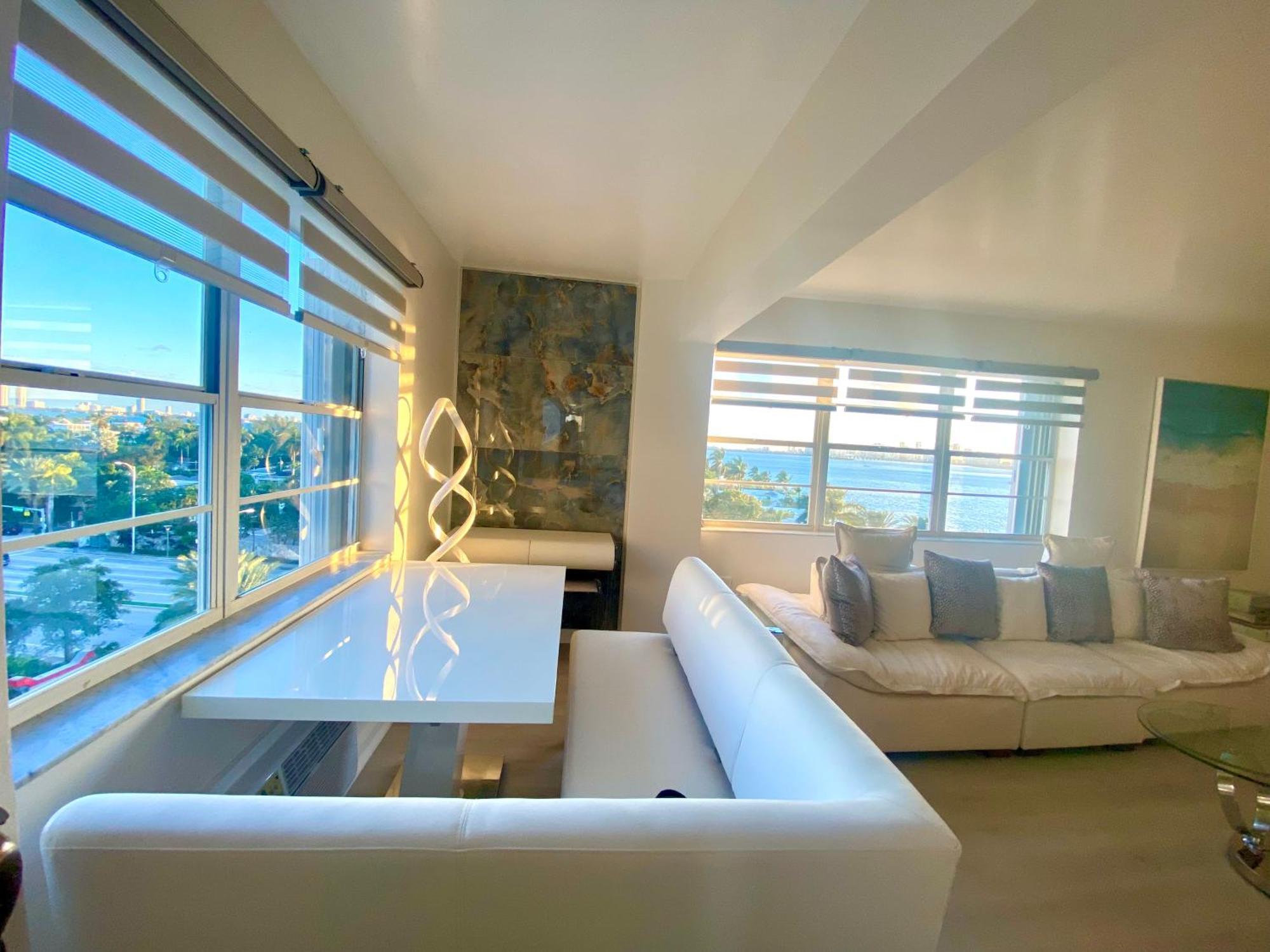 Panoramic Luxurious Waterfront One Bedroom Apartment With Miami Skyline View Free Parking 5Min Drive To Miami Beach Ngoại thất bức ảnh